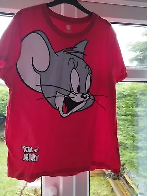 Buy Tom And Jerry T-shirt  Size L • 3£