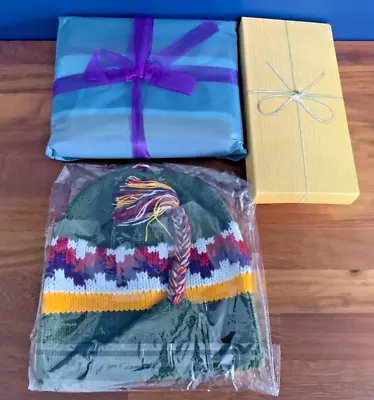 Buy Harry Potter Geek Gear Molly Weasley Knitted Scarf, Bed Socks & Ron's Winter Hat • 20£