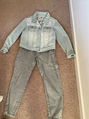 Buy Girls Denim Jacket And Jeans Age 9/10 Years • 3.50£