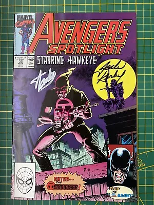 Buy Jack Kirby & Stan Lee Signed AVENGERS SPOTLIGHT #32 Hawkeye & USAgent • 154.45£