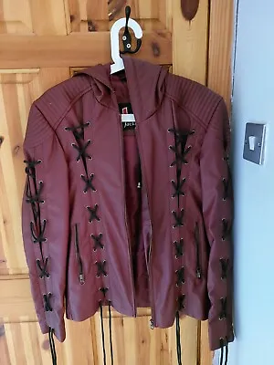 Buy Red Arrow Cosplay Jacket • 60£