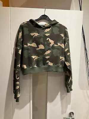 Buy Divided H&M Womans Camouflage Hoodie Medium Cropped Sweatshirt Rib Hem Cuff • 7£