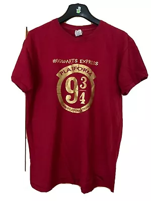 Buy Hogwarts Tshirt • 5£