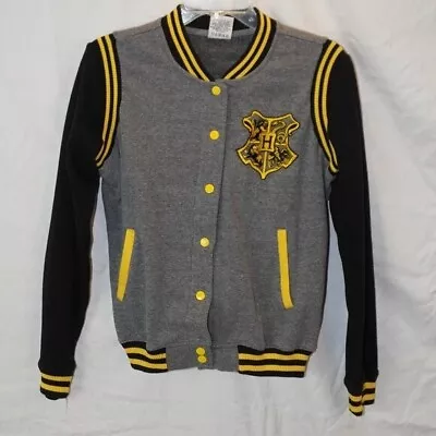 Buy Harry Potter Hogwarts Hufflepuff Quidditch Snap Jacket Grey Yellow Jacket YTH L • 40.21£