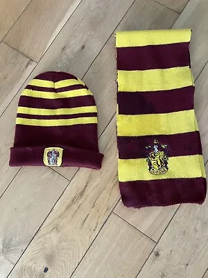 Buy Harry Potter *scarf & Beanie Hat* Griffyndor Fancy Dress Costume Outfit • 7.25£