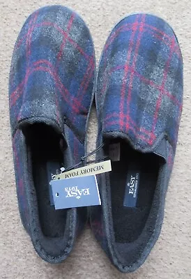 Buy “Easy” Men’s Slip Ons Slippers- Dark Blue Check With Red Lines- Size 9 (UK) • 5£