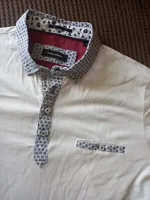 Buy Guide London Men’s T-shirt Size M White Smart Collard  • 7£