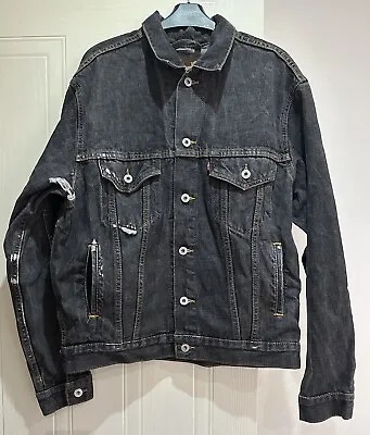 Buy Vintage Men’s Levi’s Faded Black Ripped Distressed Denim Jacket Size S • 35£