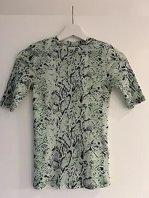 Buy Topshop Green Snake Print T-shirt Size UK 8 • 6£