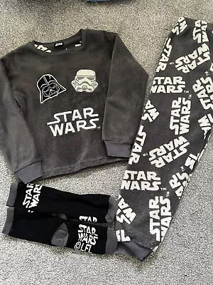 Buy Star Wars Fluffy Pyjamas Pjs And Socks Set Boy  • 9.99£