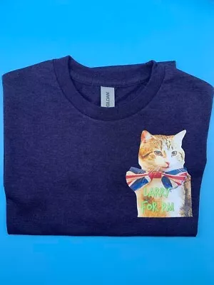 Buy  Larry The Cat At No 10 Downing Street Tshirt • 7.99£