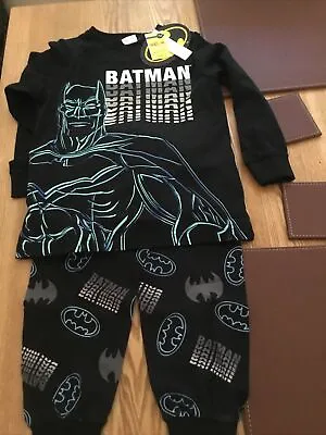 Buy Boys Batman Pyjamas 8 Years • 7£