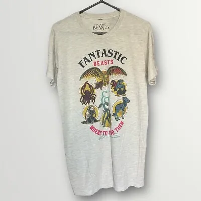 Buy Small Universal Studios Fantastic Beasts Newt Scamander Harry Potter T-Shirt • 23£