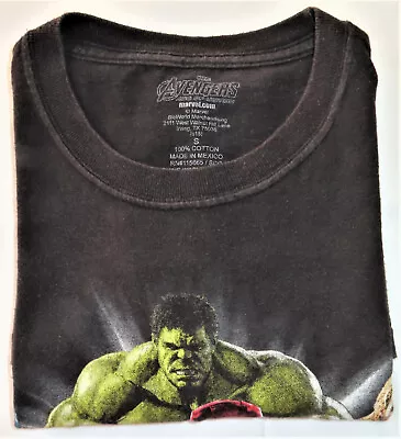 Buy Marvel,Marvel Hulk, Captain America, Avengers Age Of Ultron Boy's T-Shirt Size S • 98.97£