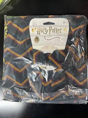 Buy Harry Potter Hogwarts Crest Infinity Scarf Accessory • 9.64£