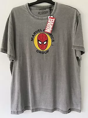Buy Marvel Spider-Man Circle Light Grey Unisex T-Shirt • 7£