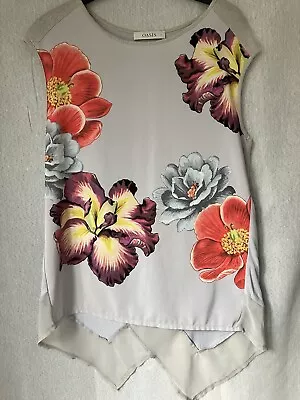 Buy Oasis Floral Top Size Small • 0.99£