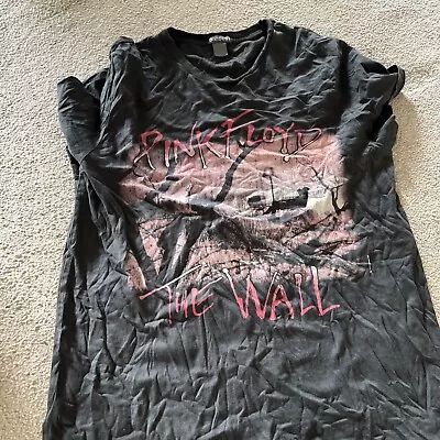 Buy Pink Floyd The Wall Tag Band Tour T-Shirt - Size M H&m • 10£