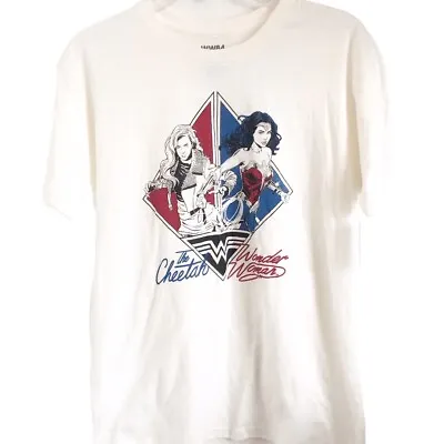 Buy WW84 NWT Wonder Woman And The Cheetah Short Sleeve Graphic T-Shirt Size Medium • 8.41£