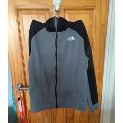 Buy The North Face Jacket • 18£