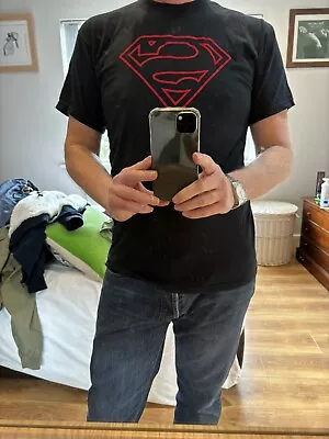 Buy Superman Logo Heavy Cotton Black Medium  T-shirt • 4£