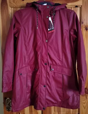 Buy  Weatherproof Shower Resistant Red Burgundy Coat Jacket Size M  Bnwt - *fault * • 7.99£
