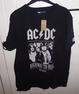 Buy AC/DC Highway To Hell World Tour 1999 XXL MORE LIKE L/XL T Shirt BNWT PIT 46 • 12.99£