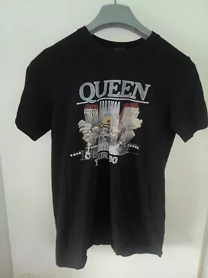 Buy Queen Medium Official Merch T Shirt • 11.49£
