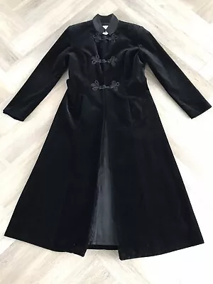 Buy Vtg 90s JS COLLECTION Black Velvet Full Length Evening Coat Victorian Style • 79.51£