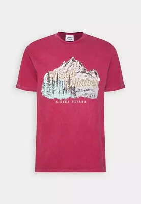 Buy Vintage SupplyMOUNT WHITNEY GRAPHIC UNISEX - Print T-shirt Burgundy Red  • 19£
