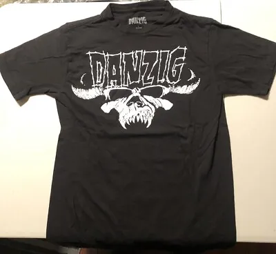 Buy Danzig Skull Women's Boyfriend-fit Black T-Shirt Small Preowned Cheap • 6.16£