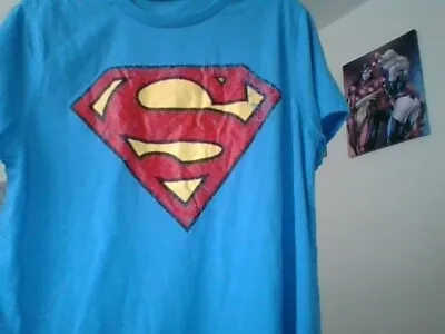 Buy Superman T Shirt Medium • 8£