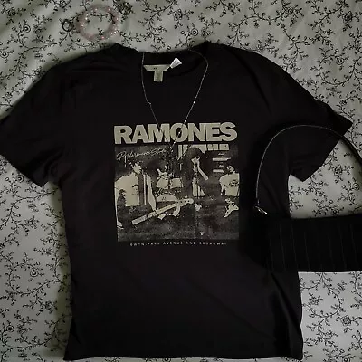 Buy Black Ramones T-shirt/Top From H&M Size S • 3£