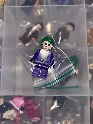 Buy The Joker (Dark Purple Jacket) - LEGO DC Superheroes Minifigures - Sh133 - 76023 • 55£