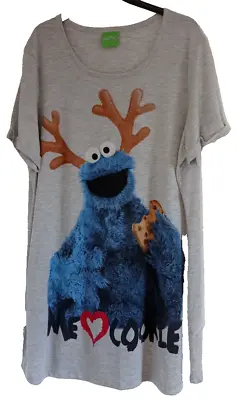 Buy Sesame St/Tesco Collab' - Cookie Monster Christmas T-Shirt - 20-22 - Excellent • 8.99£
