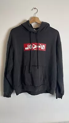 Buy Men’s Levi’s Hoodie Size Small Black Spellout Logo Front Pocket Pullover Hoodie • 24.99£