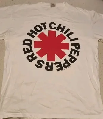 Buy Vintage Red Hot Chilli Peppers 2011 Rock Band T-Shirt - Size Medium 19  P2P  • 9.99£