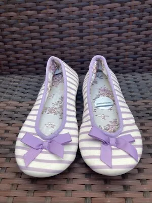 Buy NWOT M&S Lilac Striped Ballet Slippers Size 8 • 5£