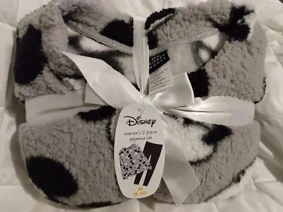 Buy Disney Mickey Mouse Women's 2 Piece Pajamas NEW Plush Black/Grey Size Medium  • 28.41£