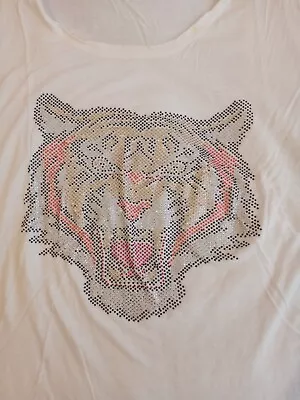 Buy Ladies Cotton T-Shirt With Diamonds Tiger Print On The Front With Short Sleeves  • 8£