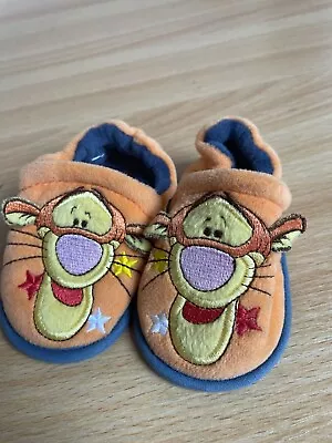 Buy Disney Store Baby Tigger Slippers • 2£