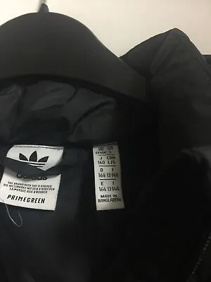 Buy Adidas Jacket • 7.99£