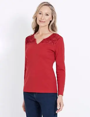 Buy NONI B - Womens Tops -  Felicia Long Sleeve Rib T-Shirt • 14.38£