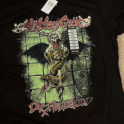 Buy NWT Motley Crue Dr Feelgood Rock Band Skull Snake Black Hot Topic T Shirt Men • 15.94£
