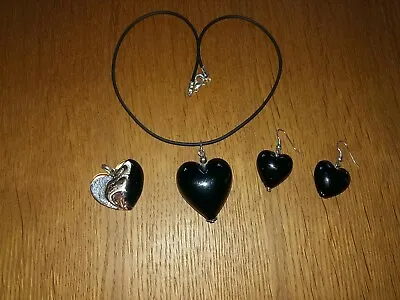 Buy Black Heart Shaped Necklace And Earrings • 5.50£