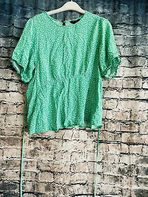 Buy New Look Green White Ditsy Floral Short Sleeve Prairie Top Size 12 • 7.99£