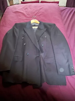 Buy Mans Black Jacket • 20£