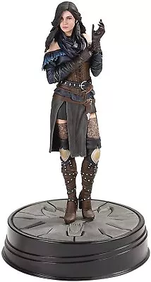 Buy Dark Horse The Witcher 3 - Figure Yennefer (US IMPORT) • 84.72£