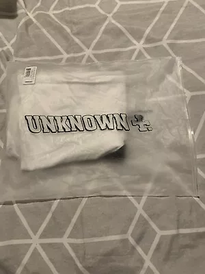 Buy Unknown London T Shirt • 60£